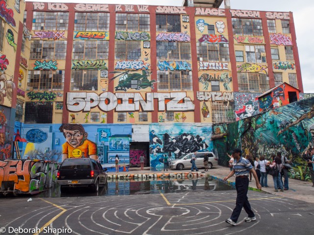5 Pointz Building