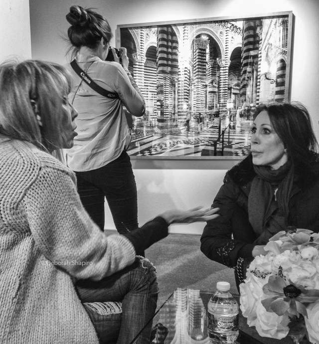 In the room the women come and go/talking of Michelangelo